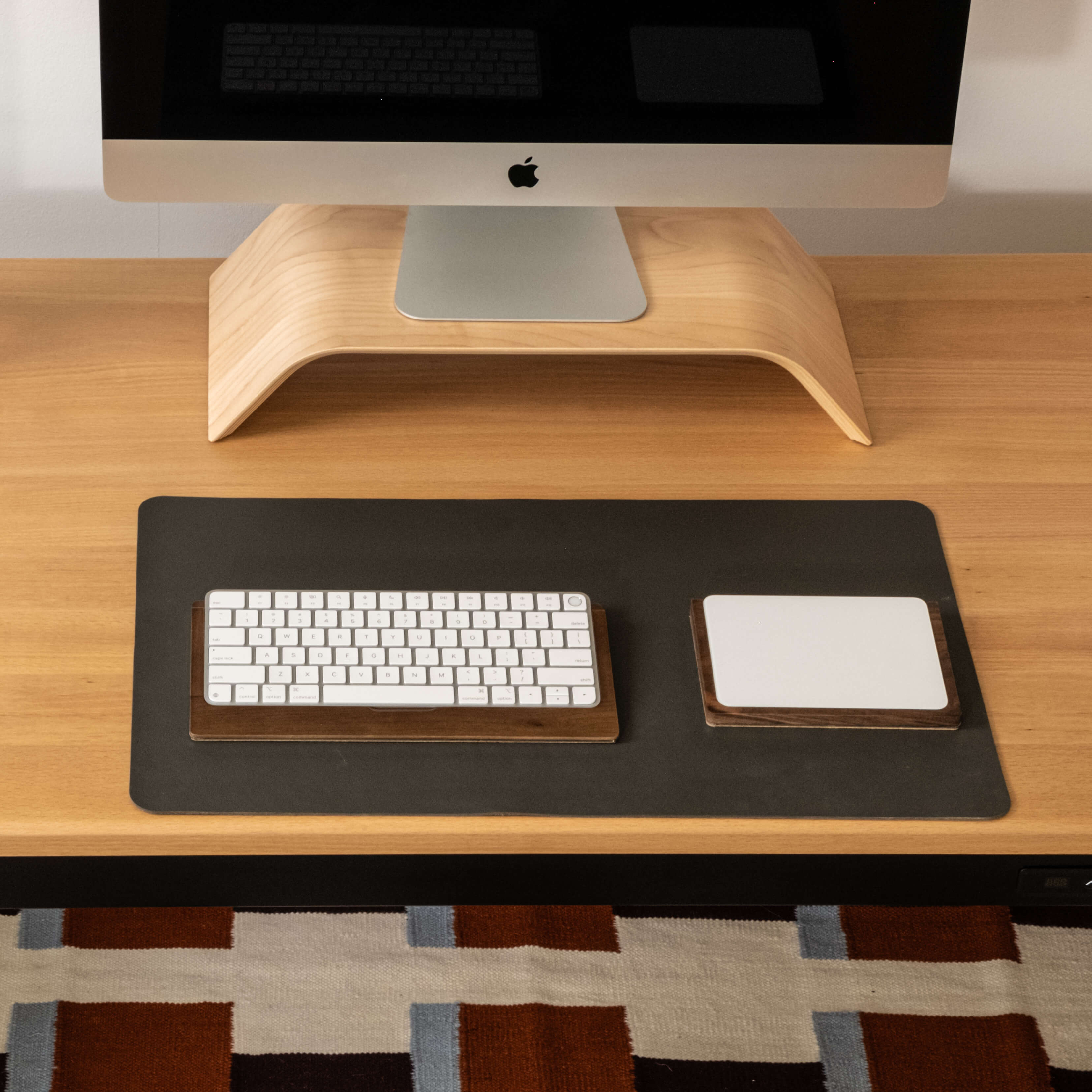 LiftSync Keyboard Tray
