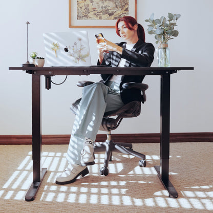 LiftSync Classic Standing Desk Setup