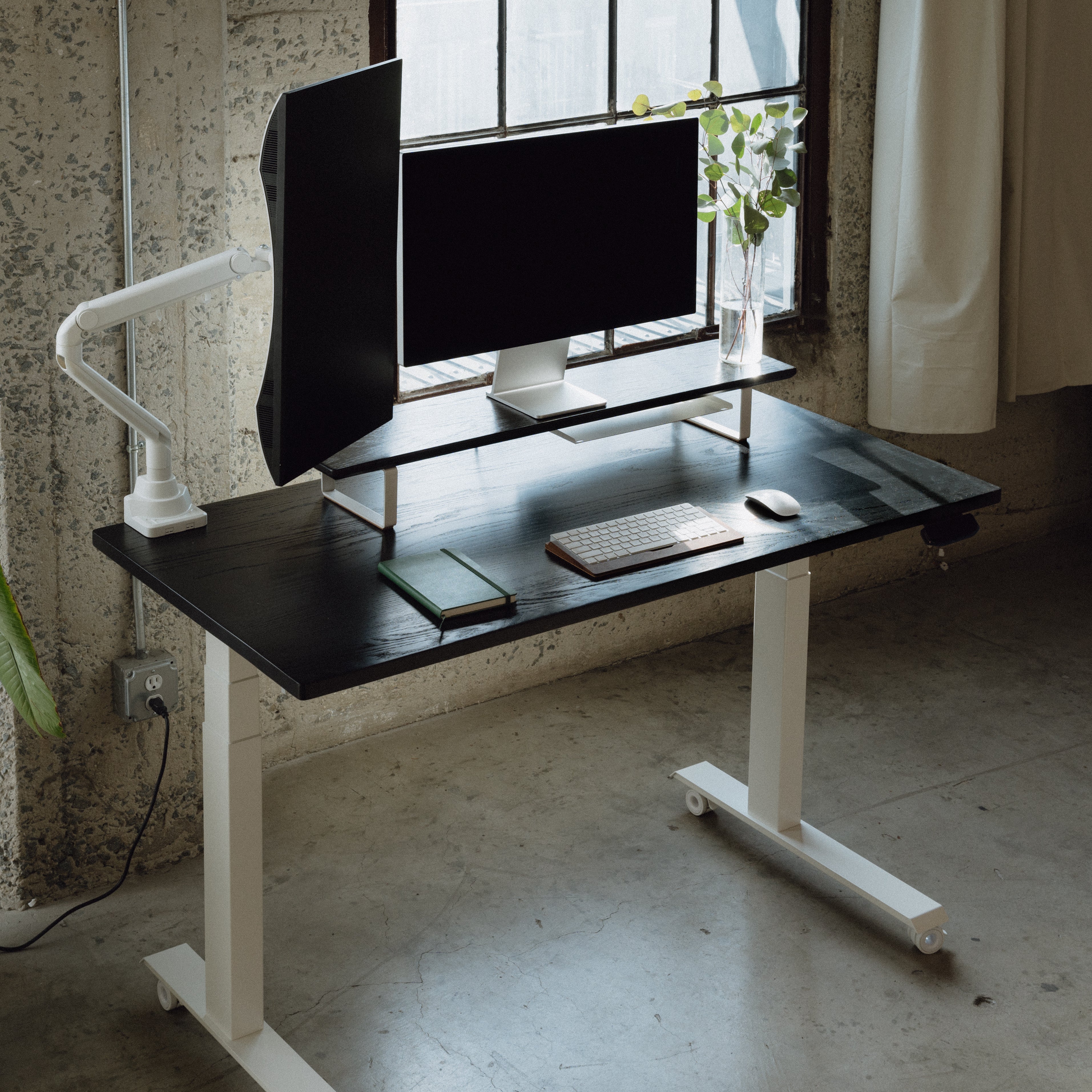 LiftSync Pro Standing Desk