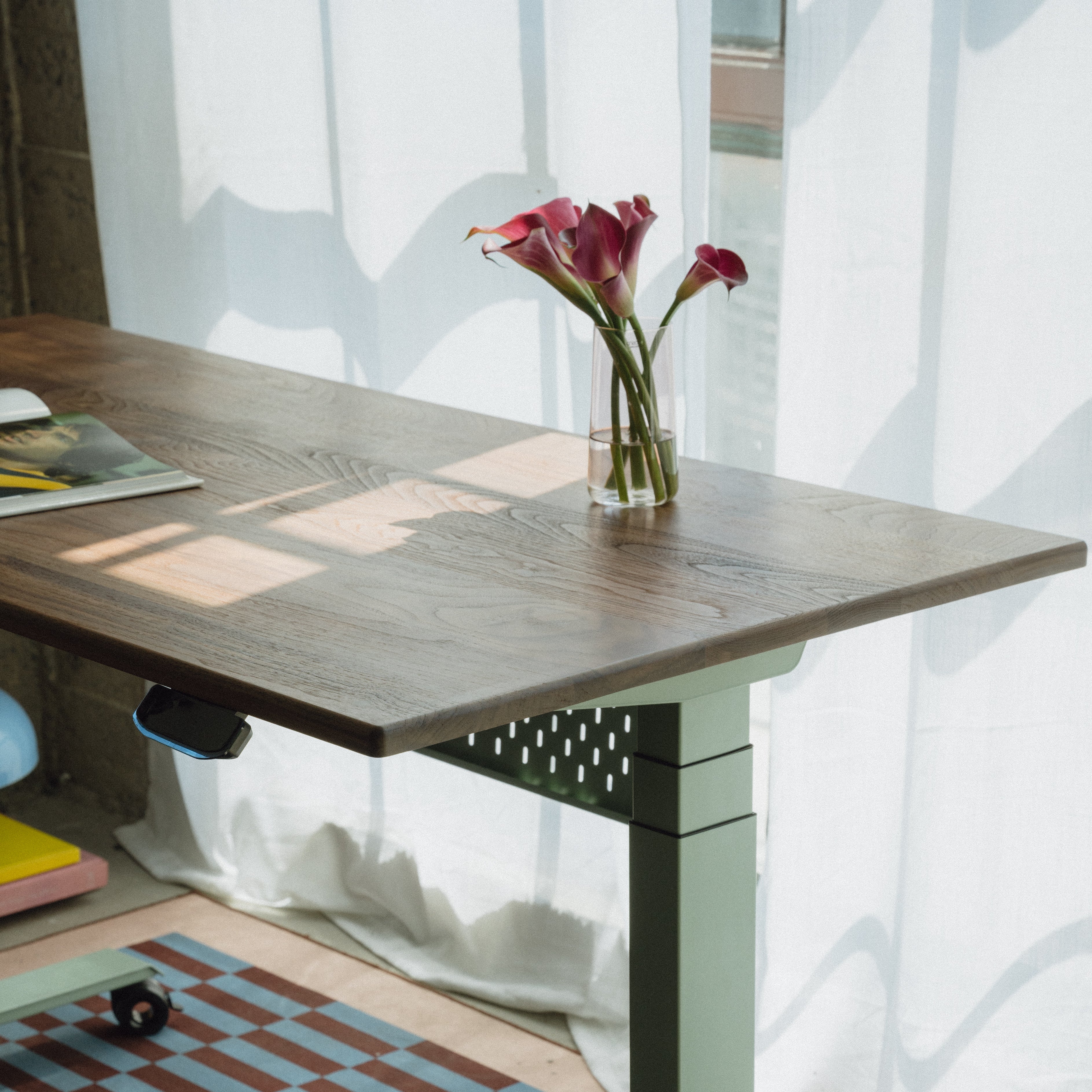 LiftSync Pro Standing Desk