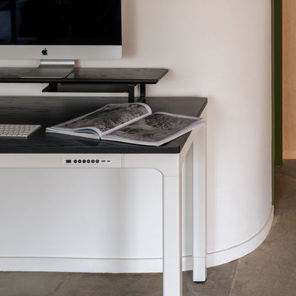 LiftSync Quad Pro Standing Desk 2025