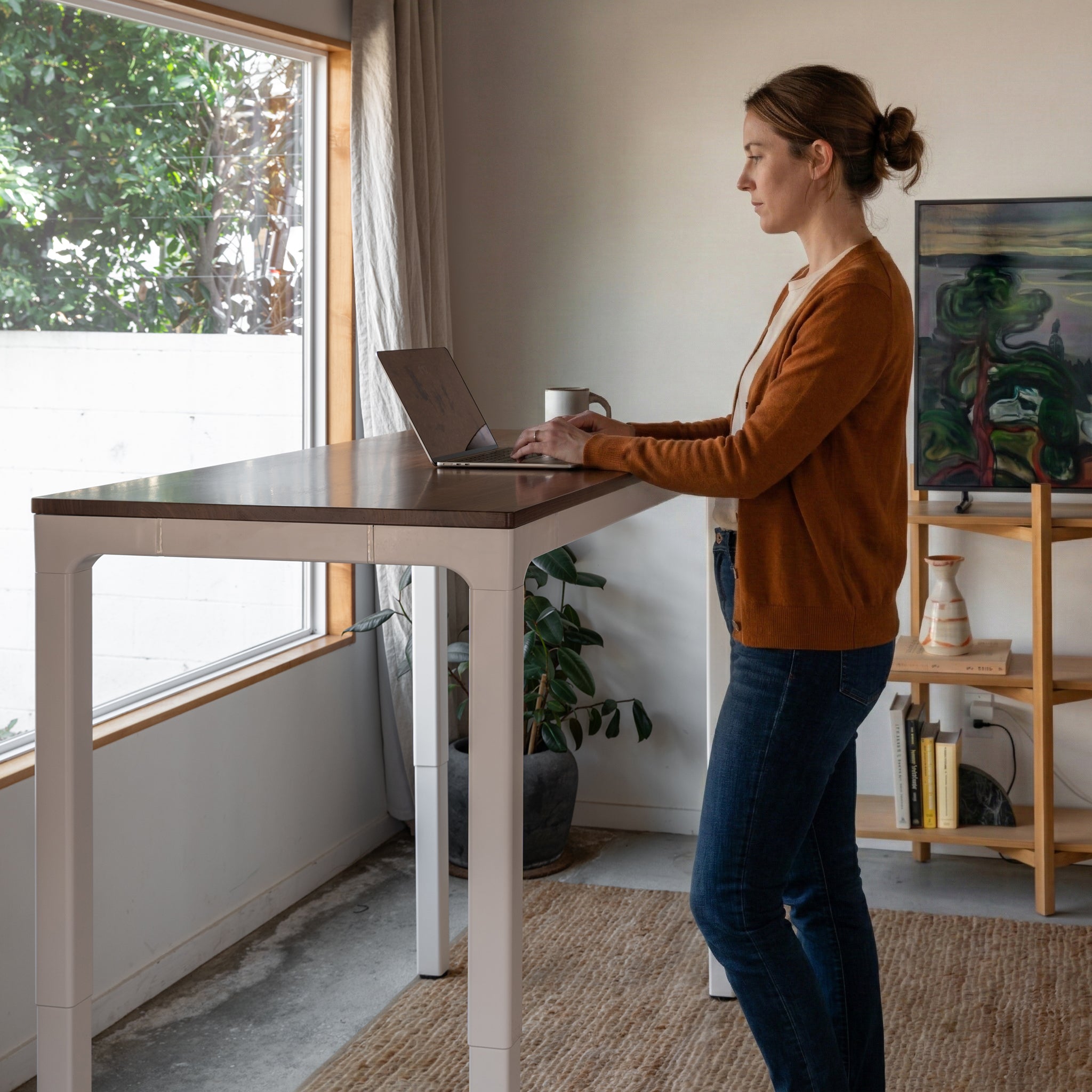 LiftSync Quad Pro Standing Desk 2025